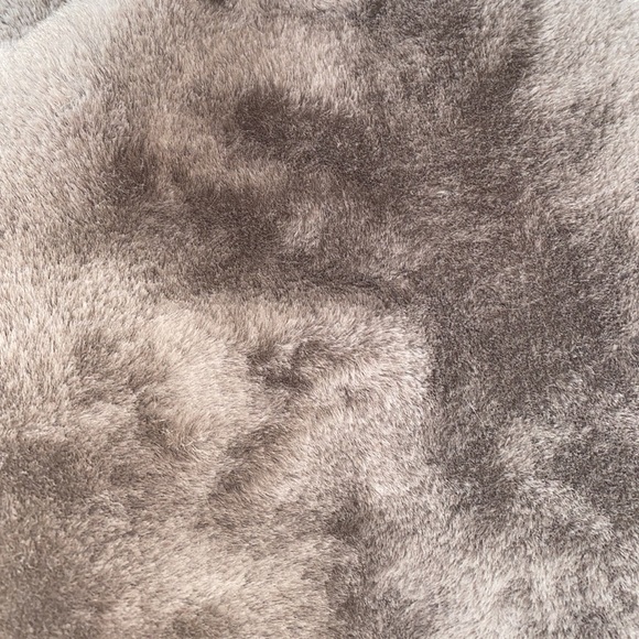 Zara Faux Fur Jacket - Picture 4 of 7